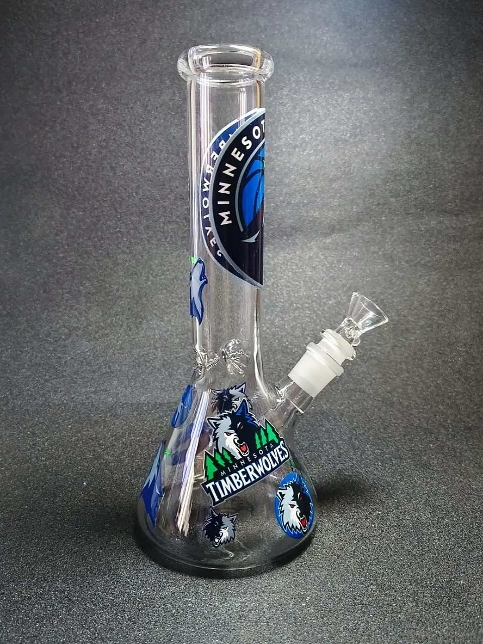 10" Minnesota Timberwolves Beaker Glass Bong - Image 2