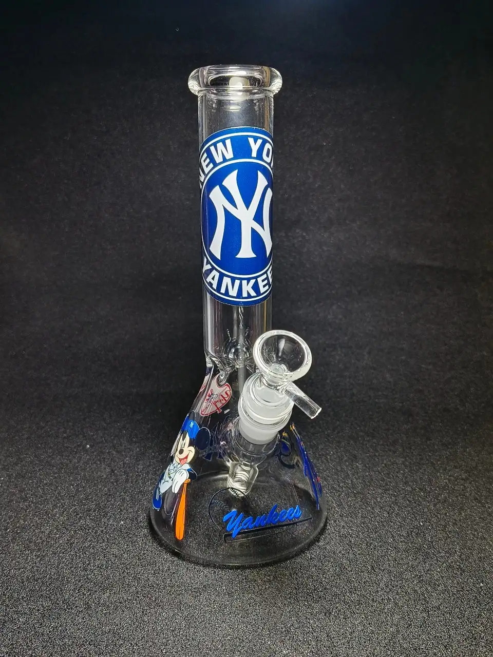 10" New York Yankees Beaker Glass Bong with NY Artwork