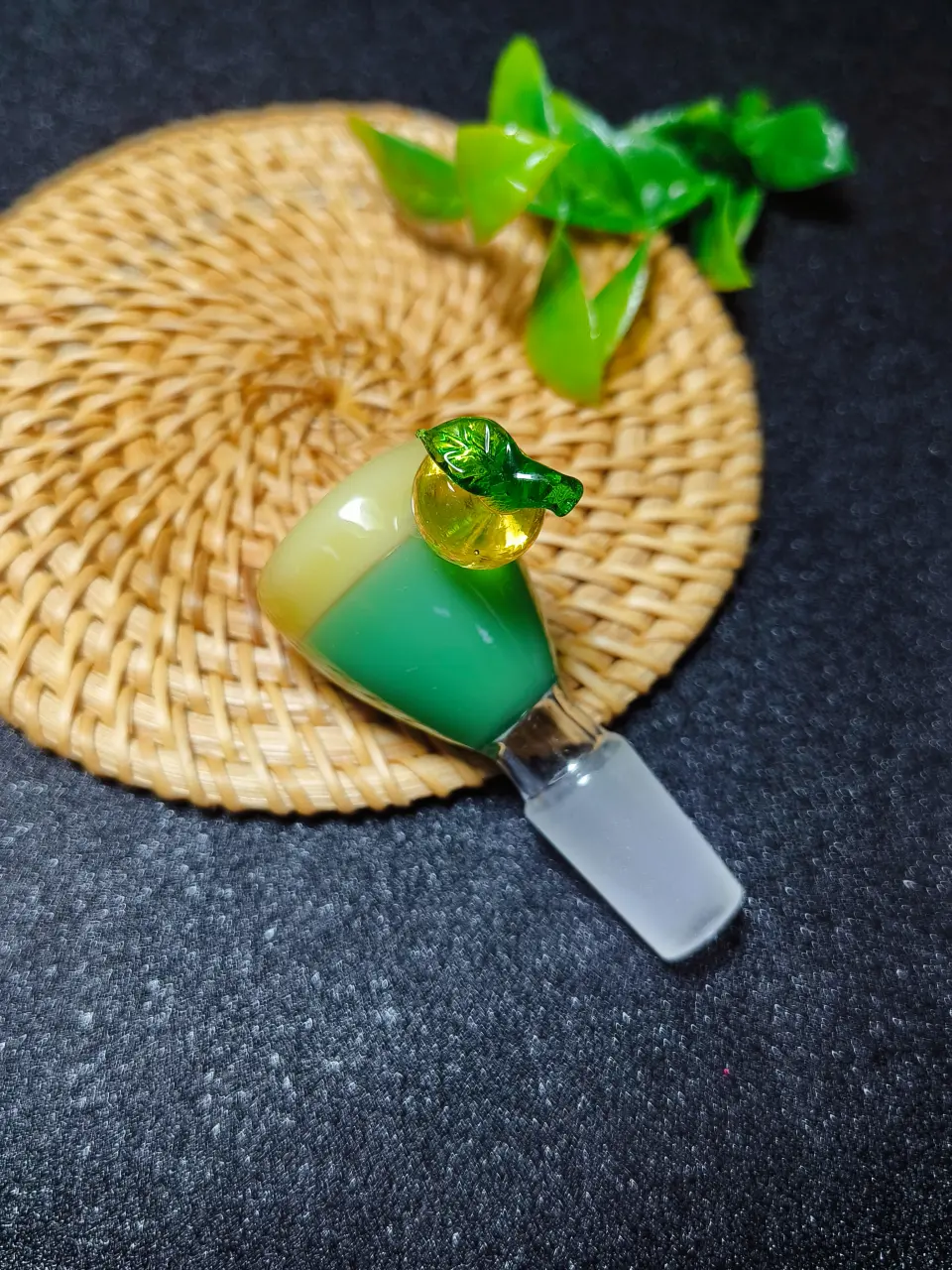 14mm Male Butterfly & Apple Borosilicate Glass Bowl - Image 6