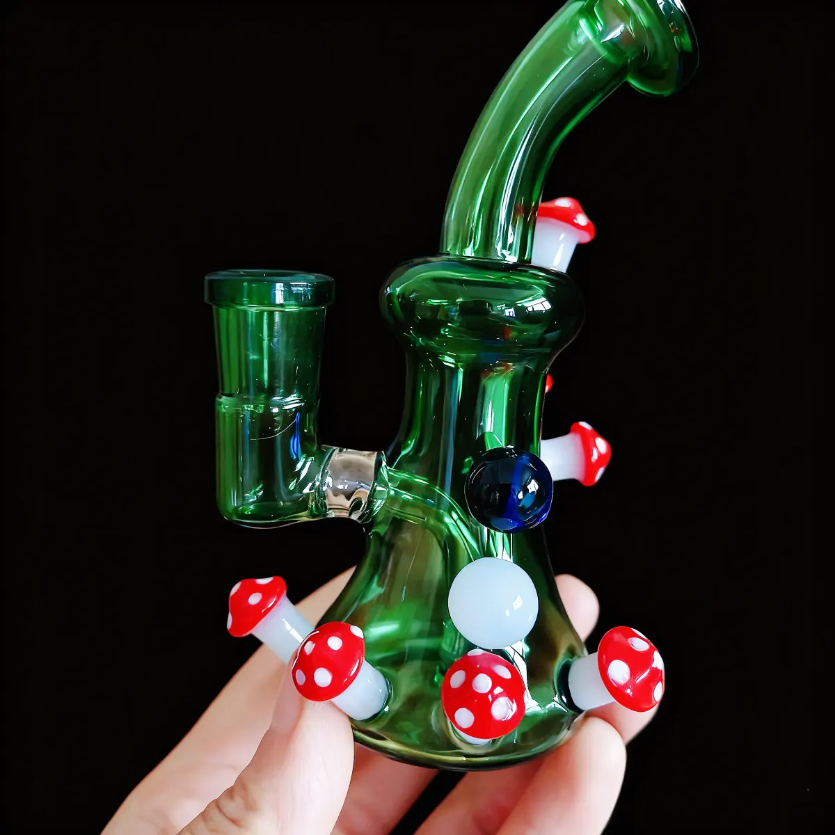Wonderland Mini Green Mushroom Glass Bong 5 Inch