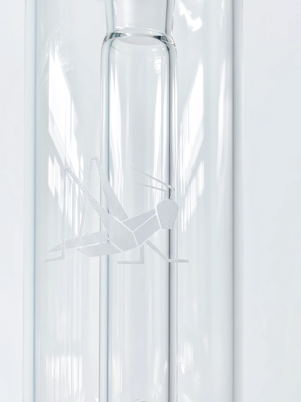 8.5-Inch Clear Borosilicate Glass Straight Tube Bong with Matrix Perc - Image 3