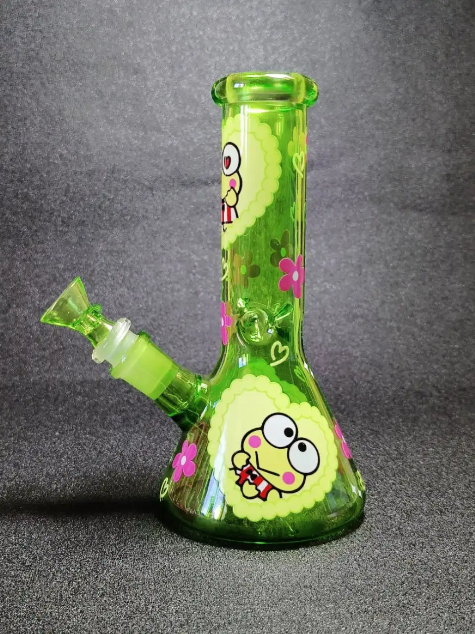 8 Inch Heart Keroppi Green Borosilicate Beaker Bong - Image 2