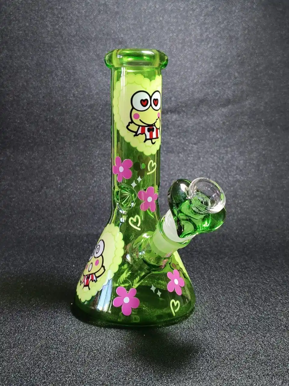 8 Inch Heart Keroppi Green Borosilicate Beaker Bong - Image 5