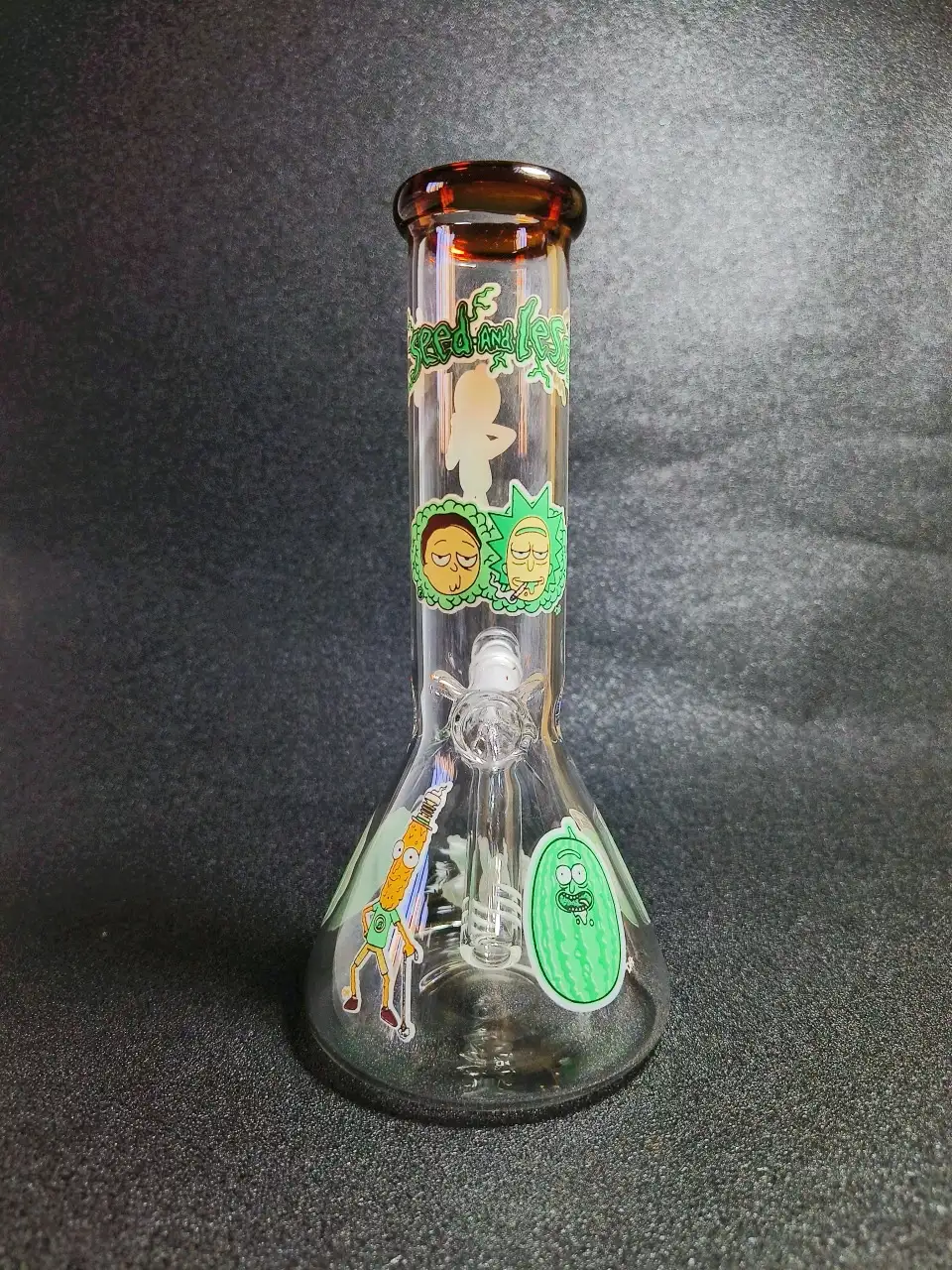 8" Rick & Morty Meeseeks & Pickle Rick Glow-In-The-Dark Beaker Bong - Image 3